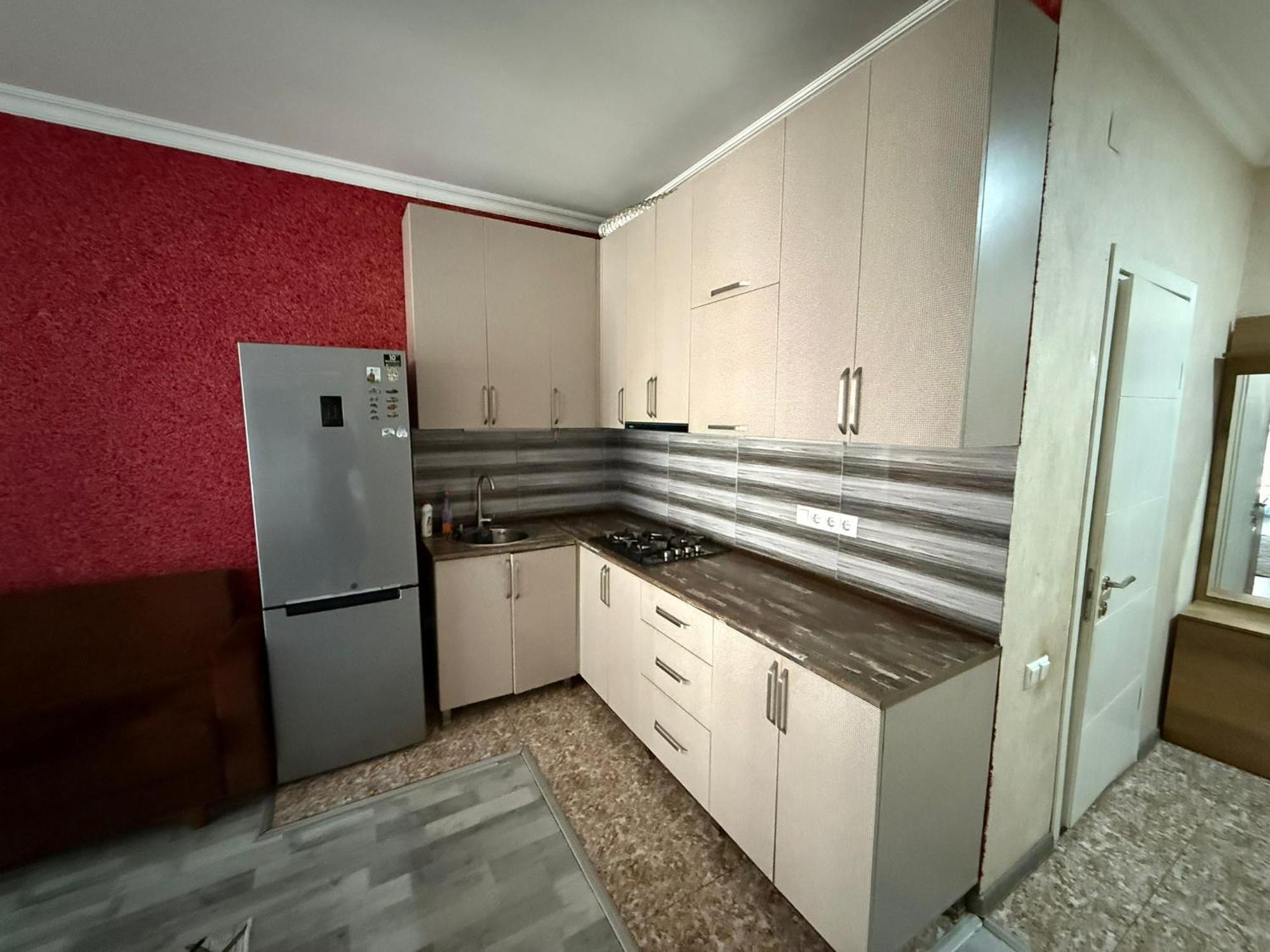 Karvi Hostel & Suites Batumi Esterno foto
