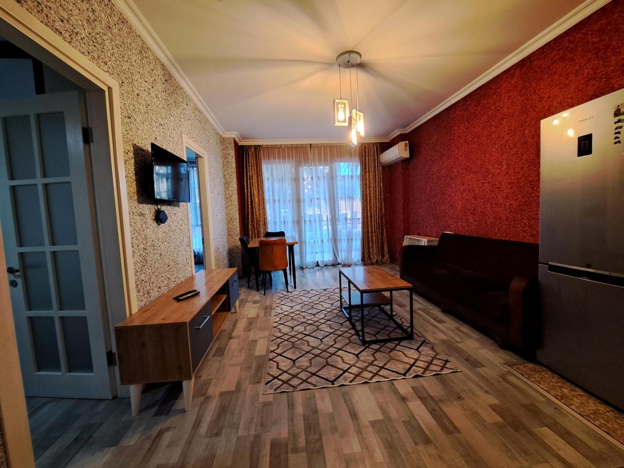 Karvi Hostel & Suites Batumi Esterno foto