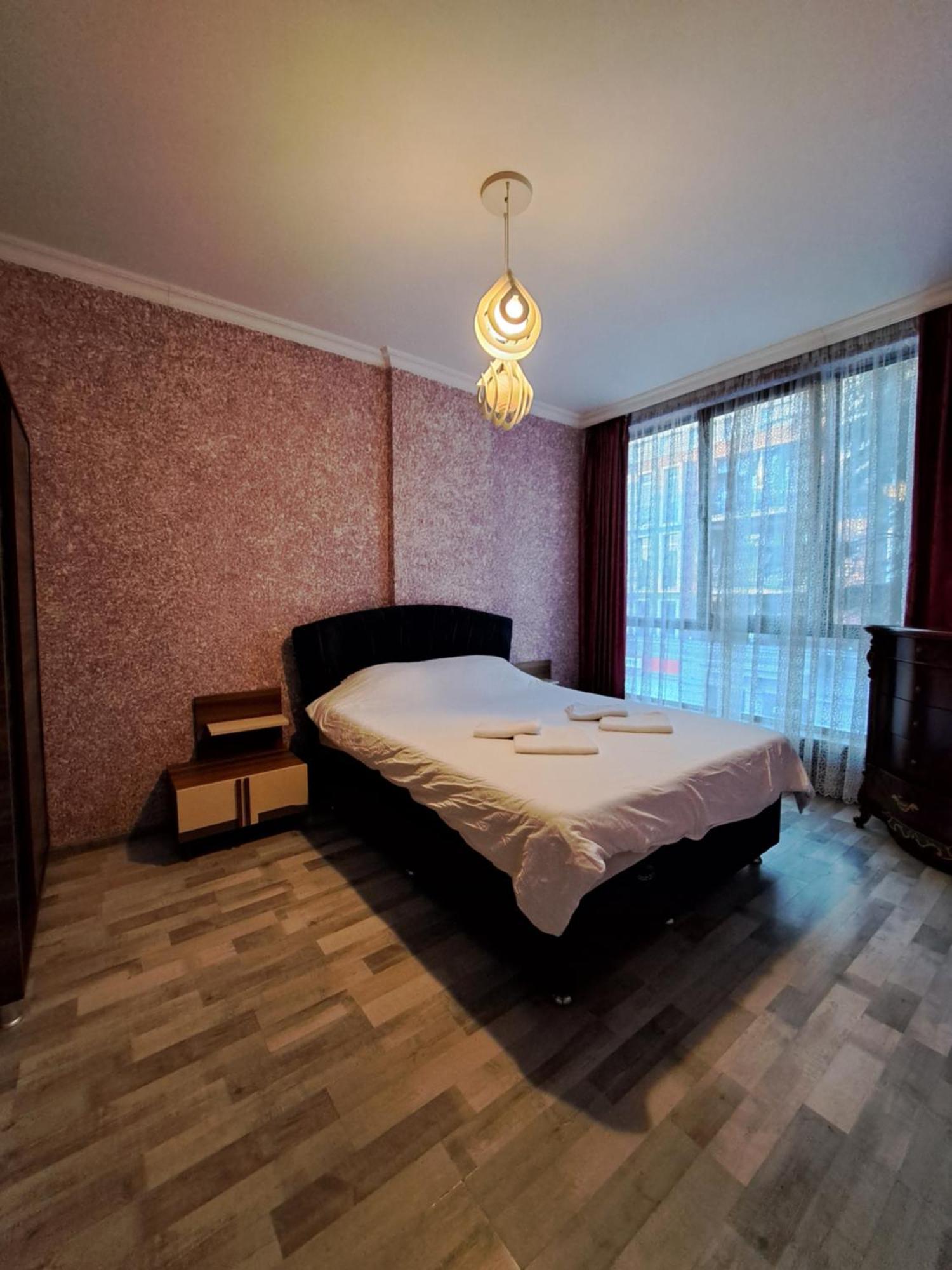 Karvi Hostel & Suites Batumi Esterno foto