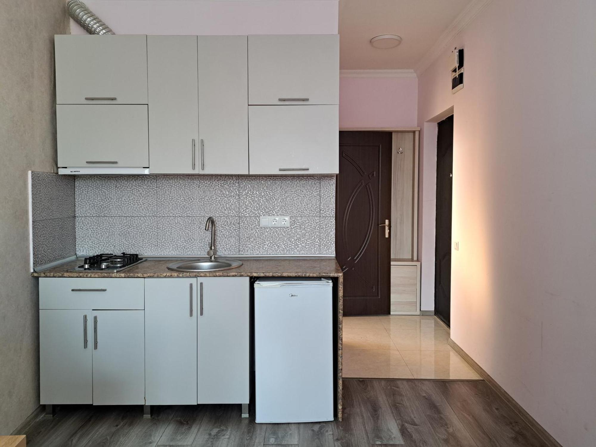 Karvi Hostel & Suites Batumi Esterno foto